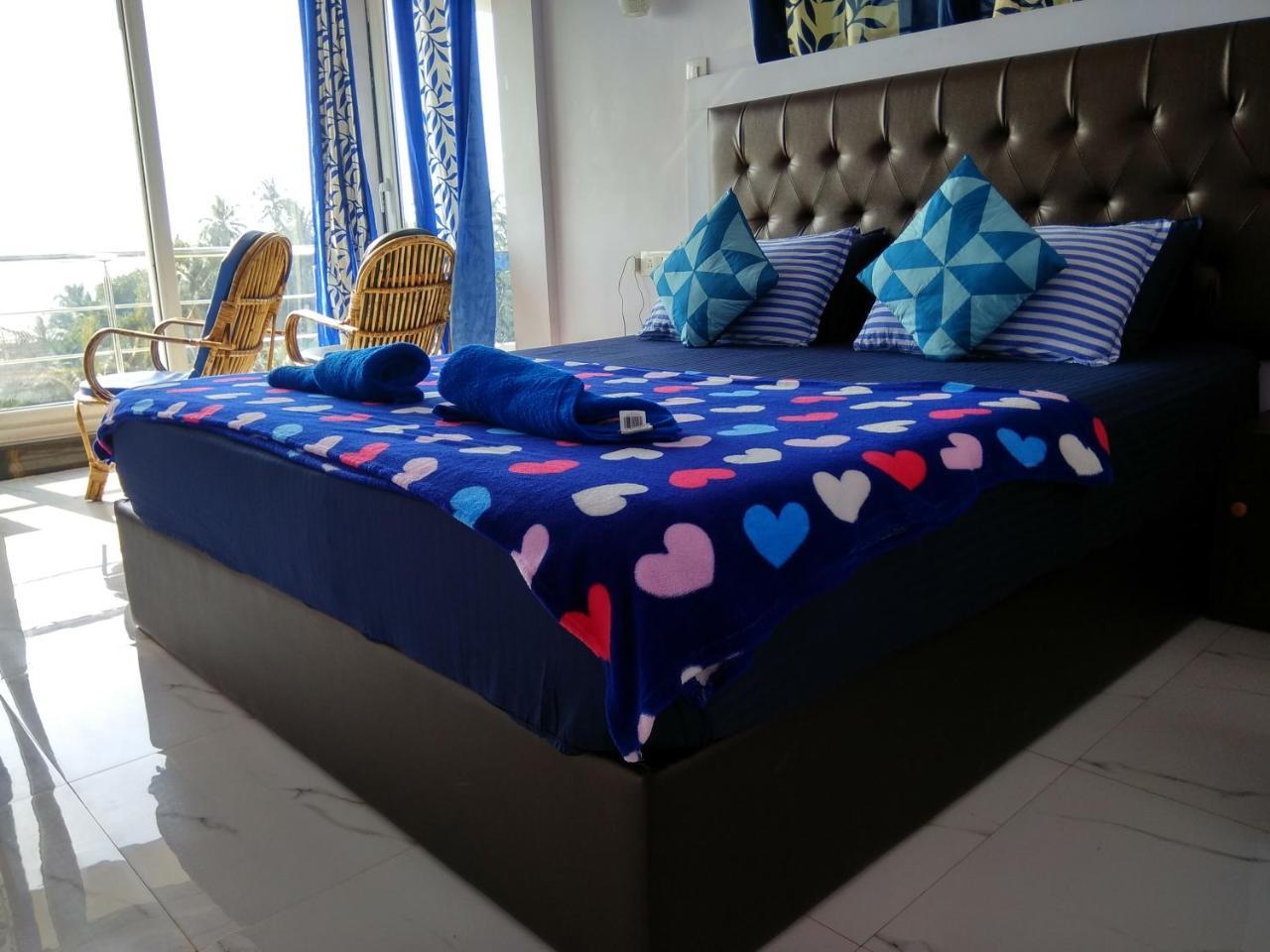 Swati Hotel Arambol Bagian luar foto
