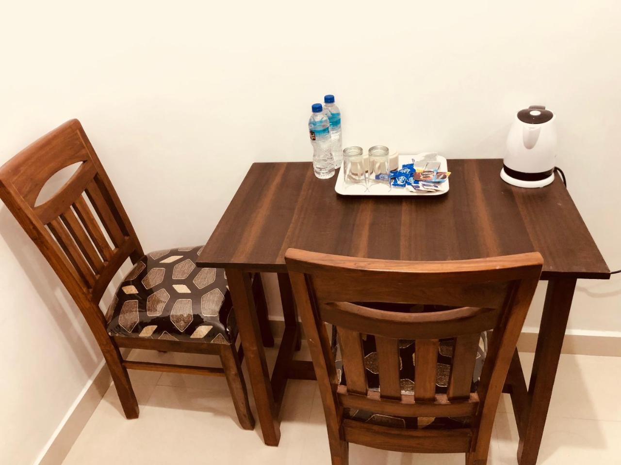 Swati Hotel Arambol Bagian luar foto
