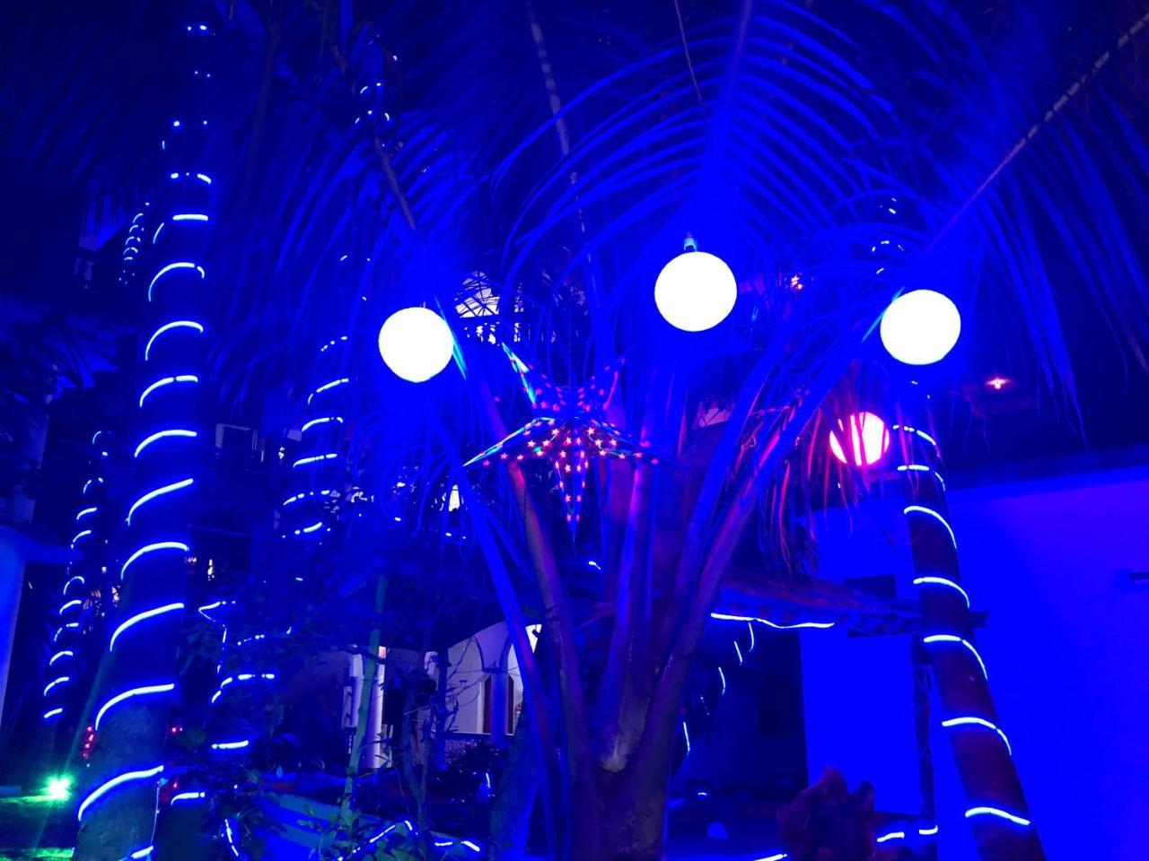Swati Hotel Arambol Bagian luar foto