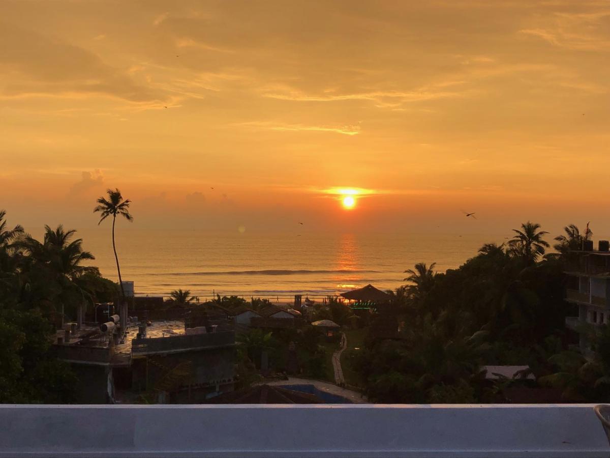 Swati Hotel Arambol Bagian luar foto