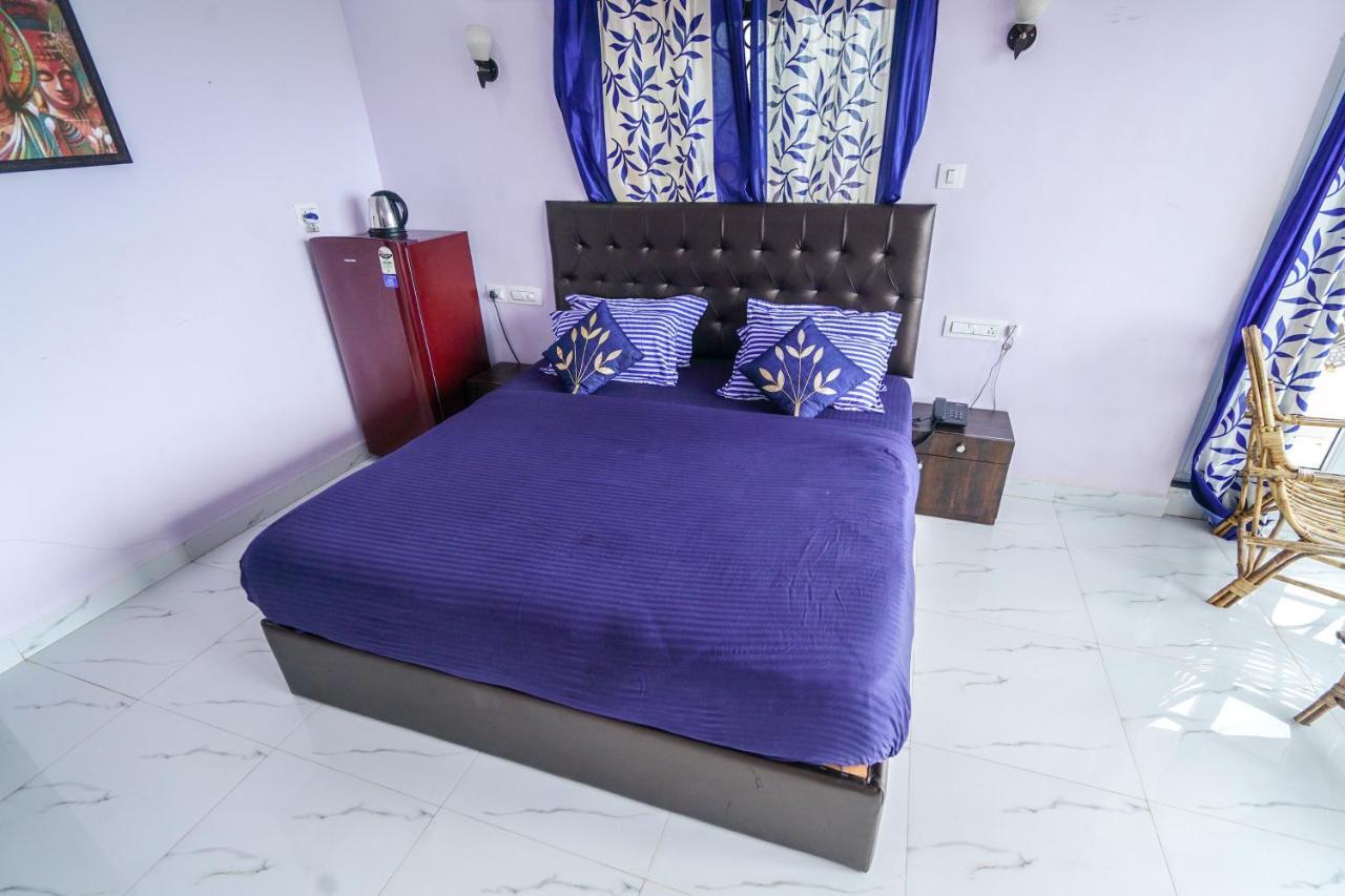 Swati Hotel Arambol Bagian luar foto