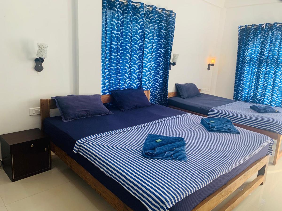 Swati Hotel Arambol Bagian luar foto